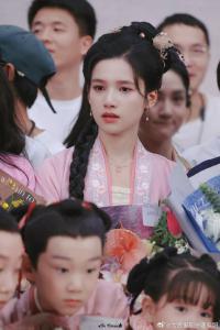 張婧儀新劇《惜花芷》殺青 古裝造型美麗動人
